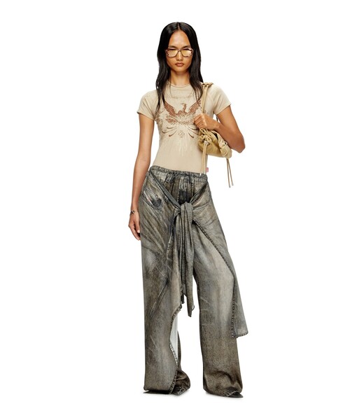 DIESEL（ディーゼル）の「ウィメンズ 半袖トップ T-ROWEENA（Tシャツ/カットソー・レディース・ライトブラウン・SMALL/MEDIUM/LARGE/X-LARGE/X-SMALL）」の3枚目の写真