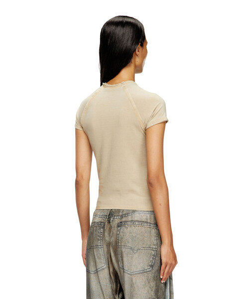 DIESEL（ディーゼル）の「ウィメンズ 半袖トップ T-ROWEENA（Tシャツ/カットソー・レディース・ライトブラウン・SMALL/MEDIUM/LARGE/X-LARGE/X-SMALL）」の2枚目の写真