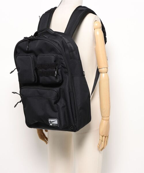 NIKE(ナイキ)の「《NIKEアパレル》ユーティリティ パワー バックパック 2.0(バックパック/リュック・メンズ・ブラック/ブラウン・フリー)」の7枚目の写真