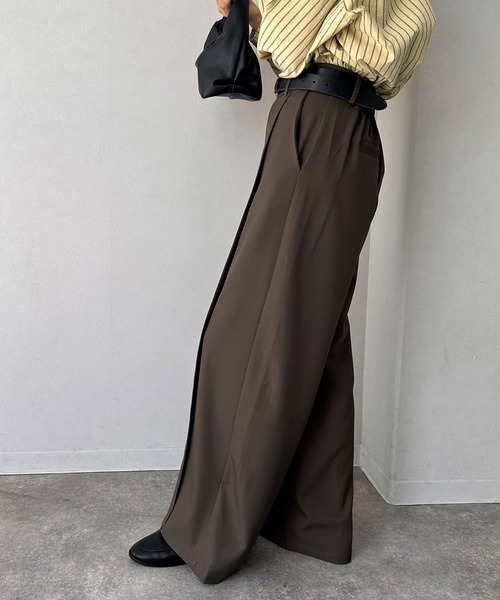 NOGLE(ノグル)の「【NOGLE/ノグル】センタータックスラックス(スラックス・レディース・グレー/アイボリー/ブラウン/ブラック・S/M)」の22枚目の写真