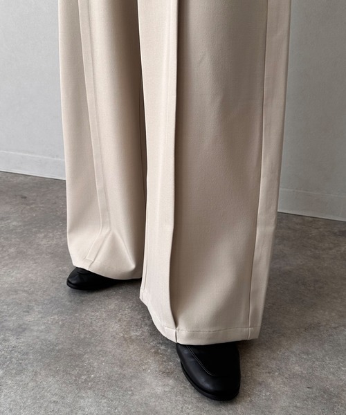 NOGLE(ノグル)の「【NOGLE/ノグル】センタータックスラックス(スラックス・レディース・グレー/アイボリー/ブラウン/ブラック・S/M)」の8枚目の写真