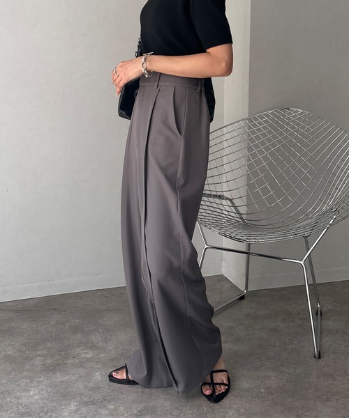 NOGLE(ノグル)の「【NOGLE/ノグル】センタータックスラックス(スラックス・レディース・グレー/アイボリー/ブラウン/ブラック・S/M)」の18枚目の写真