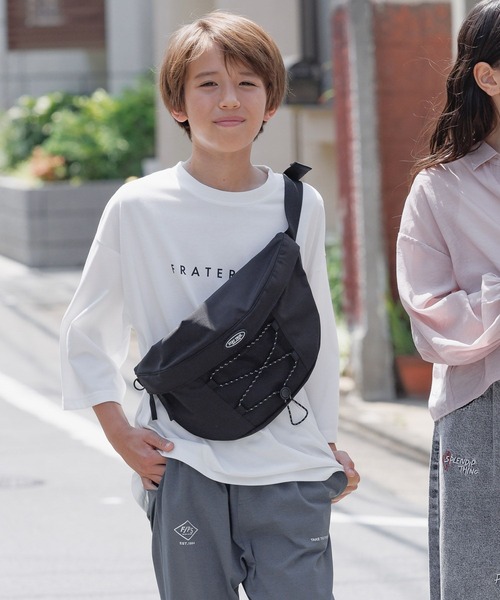 GLOBAL WORK（グローバルワーク）の「撥水ボディBAG/キッズ/577699（ボディバッグ/ウエストポーチ・キッズ・ブラック/オフホワイト・FREE）」の8枚目の写真