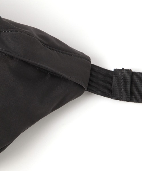 GLOBAL WORK（グローバルワーク）の「撥水ボディBAG/キッズ/577699（ボディバッグ/ウエストポーチ・キッズ・ブラック/オフホワイト・FREE）」の18枚目の写真