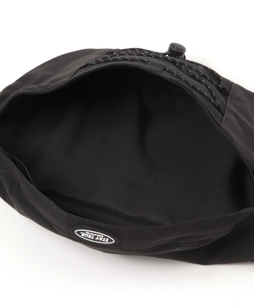 GLOBAL WORK（グローバルワーク）の「撥水ボディBAG/キッズ/577699（ボディバッグ/ウエストポーチ・キッズ・ブラック/オフホワイト・FREE）」の21枚目の写真