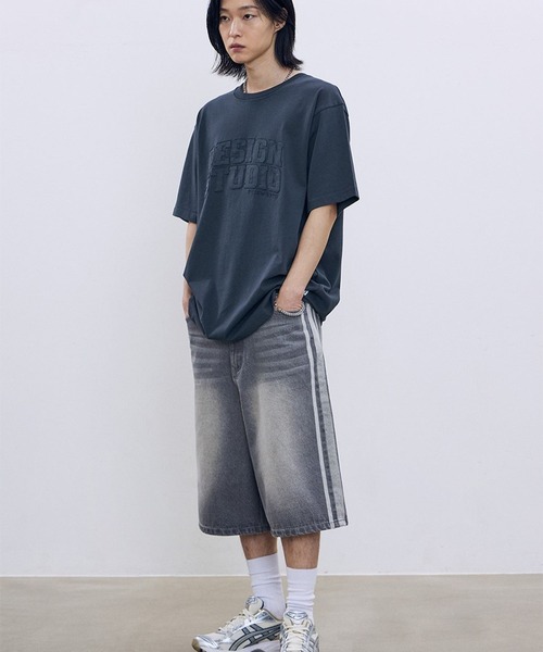 F.ILLUMINATE(フィルミネイト)の「【UNISEX】Filluminate/アップリケStudio T(Tシャツ/カットソー・レディース・ネイビー/ボルドー・LARGE/MEDIUM/SMALL)」の5枚目の写真