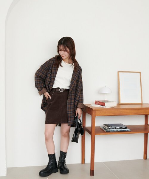 DISCOAT（ディスコート）の「コーデュロイミニスカート（スカート・レディース・ブラウン/チャコールグレー・FREE）」の18枚目の写真