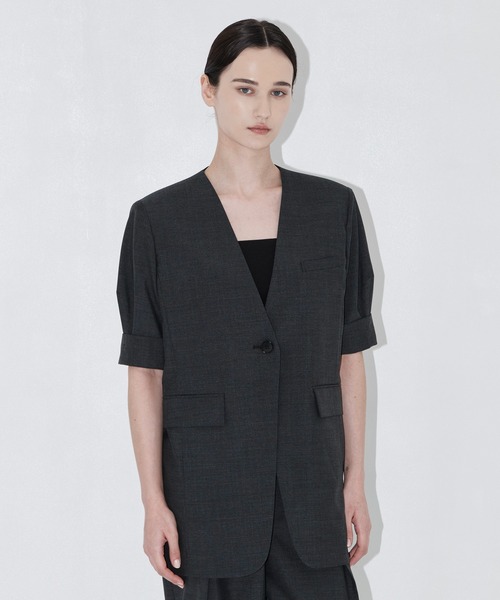 THE TOKYO(ザトウキョウ)の「【THE TOKYO/ザトウキョウ】Half Sleeve Collarless Jacket/ハーフスリーブカラーレスジャケット/SET UP(セットアップ)(テーラードジャケット・レディース・ブラウン/チャコールグレー・FREE)」の2枚目の写真