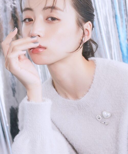 earth music&ecology（アースミュージックアンドエコロジー）の「３ピースセットピンバッジ（ブローチ/コサージュ・レディース・ゴールド/シルバー・FREE）」の4枚目の写真