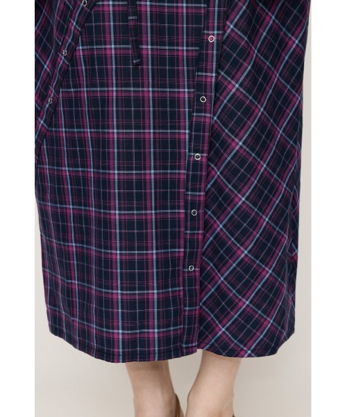 SLY（スライ）の「FRONT HOOK CHECK CAMI OP フロントホック チェック キャミワンピース 秋服（ワンピース・レディース・ブラック系その他2/ピンク系その他・FREE）」の11枚目の写真