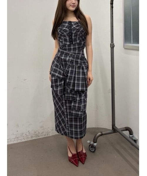 SLY（スライ）の「FRONT HOOK CHECK CAMI OP フロントホック チェック キャミワンピース 秋服（ワンピース・レディース・ブラック系その他2/ピンク系その他・FREE）」の18枚目の写真