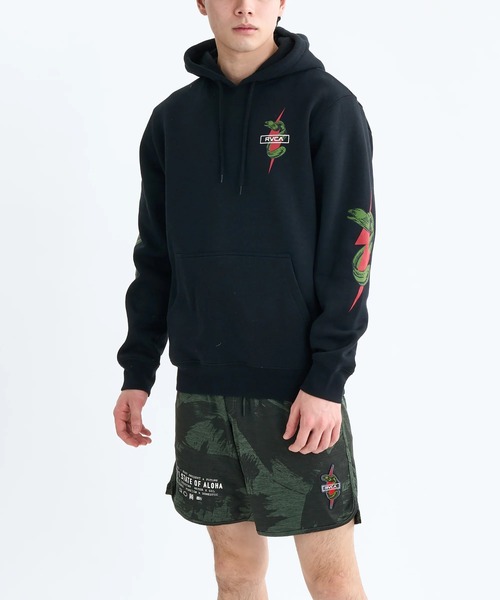 RVCA(ルーカ)の「RVCA メンズ SHOCK SQUAD HOODIE パーカー 【2025年秋冬モデル】/ルーカバックグラフィックプリントパーカー・フーディー(パーカー・メンズ・ブラック・LARGE/X-LARGE/SMALL/MEDIUM)」の2枚目の写真