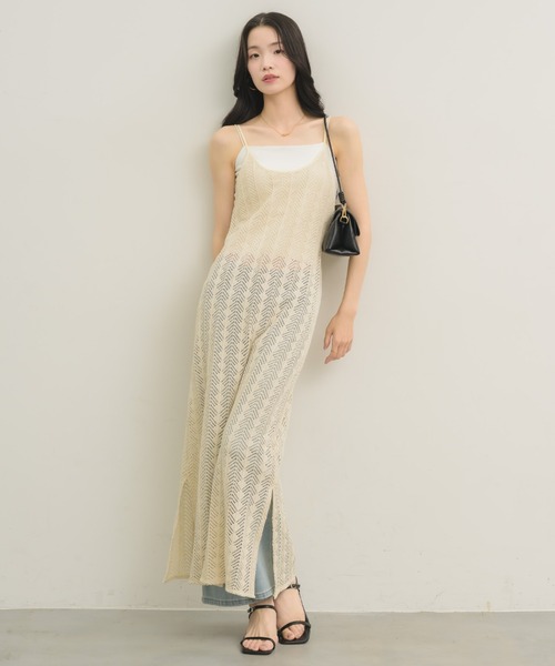 NEUNA(ヌナ)の「クロシェニットキャミワンピース(ワンピース・レディース・アイボリー/ブラック・FREE)」の20枚目の写真