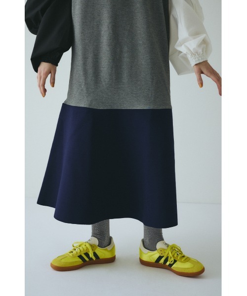 HeRIN.CYE(ヘリンドットサイ)の「Shirring balloon sleeves dress シャーリングバルーンスリーブドレス(ワンピース・レディース・イエロー系その他/ブラック/グレー系その他・FREE)」の4枚目の写真
