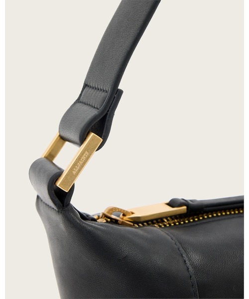 ALLSAINTS(オールセインツ)の「VEGA LEATHER MINI BAG | VEGA レザー ミニ バッグ(ショルダーバッグ・レディース・ブラック・ONE SIZE)」の5枚目の写真