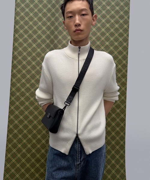 ARMANI EXCHANGE(アルマーニエクスチェンジ)の「【A|X アルマーニ エクスチェンジ】ジップアップニットカーディガン(カーディガン/ボレロ・メンズ・ダークネイビー/オフホワイト・X-SMALL/X-LARGE/LARGE/MEDIUM/SMALL)」の7枚目の写真