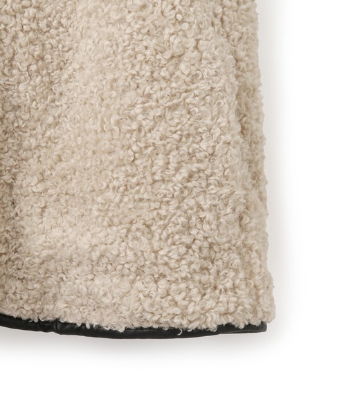 ADAM ET ROPE'(アダムエロペ)の「【WEB限定】リバーシブルボアブルゾン(ブルゾン・レディース・ブラック/ベージュ系その他・FREE)」の9枚目の写真