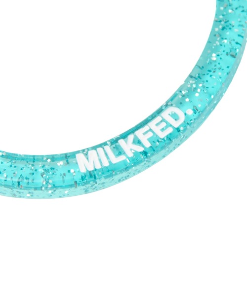 MILKFED.(ミルクフェド)の「GLITTER APPLE CARABINER(キーホルダー・レディース・ライトグリーン・ONE SIZE)」の5枚目の写真