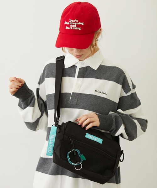 MILKFED.(ミルクフェド)の「GLITTER APPLE CARABINER(キーホルダー・レディース・ライトグリーン・ONE SIZE)」の10枚目の写真