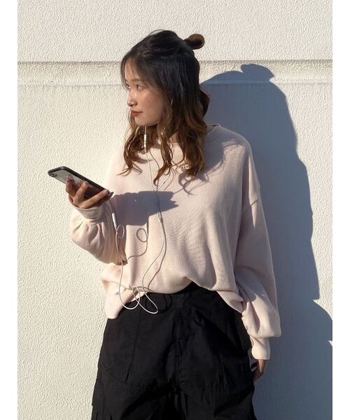 Ungrid（アングリッド）の「【WEB限定】スリーブボリュームワッフルロングスリーブTee（Tシャツ/カットソー・レディース・チャコールグレー/ネイビー/ブラウン/ボルドー/ピンク/アイボリー・FREE）」の20枚目の写真