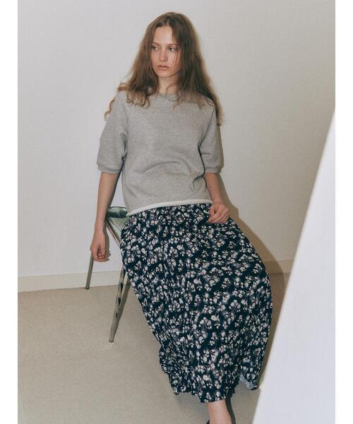 Lugnoncure（ルノンキュール）の「花柄クリンクルギャザースカート《2025autumn catalog item》（スカート・レディース・ブラック/ブラウン/オフホワイト・F）」の4枚目の写真