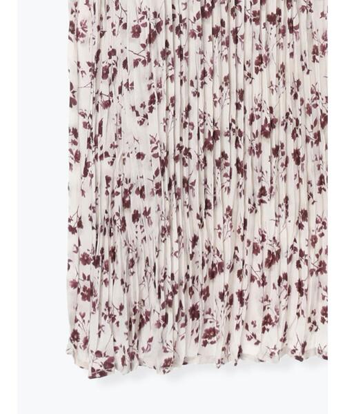 Lugnoncure（ルノンキュール）の「花柄クリンクルギャザースカート《2025autumn catalog item》（スカート・レディース・ブラック/ブラウン/オフホワイト・F）」の18枚目の写真