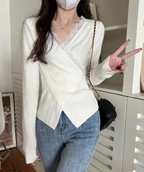 Miniministore(ミニミニストア)の「レースリブニット レディース Vネック(ニット/セーター・レディース・ブラック/ホワイト・FREE)」の5枚目の写真