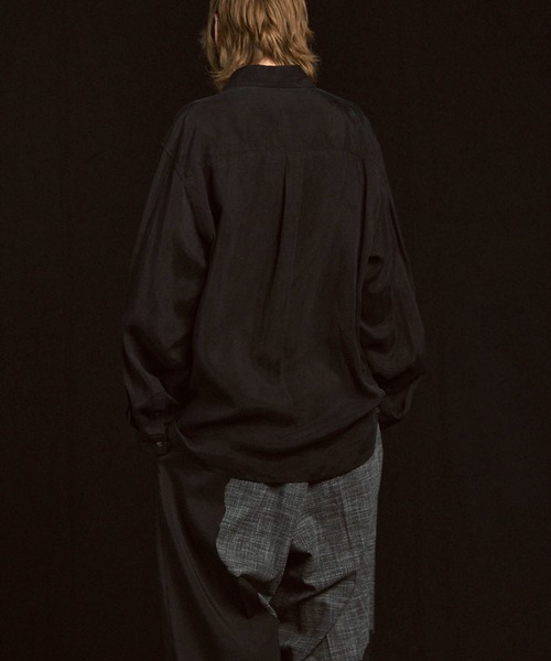 MAISON SPECIAL（メゾンスペシャル）の「《UNISEX》Prime-Over Cupra Regular Collar Shirt/プライムオーバーキュプラレギュラーカラーシャツ【MAISON SPECIAL/メゾンスペシャル】（シャツ/ブラウス・メンズ・グレイッシュベージュ/ブラック/ブラウン・0/1/2）」の15枚目の写真