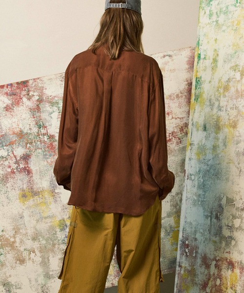 MAISON SPECIAL（メゾンスペシャル）の「《UNISEX》Prime-Over Cupra Regular Collar Shirt/プライムオーバーキュプラレギュラーカラーシャツ【MAISON SPECIAL/メゾンスペシャル】（シャツ/ブラウス・メンズ・グレイッシュベージュ/ブラック/ブラウン・0/1/2）」の18枚目の写真