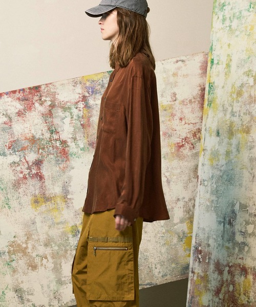 MAISON SPECIAL（メゾンスペシャル）の「《UNISEX》Prime-Over Cupra Regular Collar Shirt/プライムオーバーキュプラレギュラーカラーシャツ【MAISON SPECIAL/メゾンスペシャル】（シャツ/ブラウス・メンズ・グレイッシュベージュ/ブラック/ブラウン・0/1/2）」の17枚目の写真