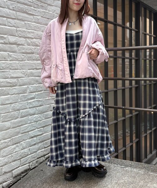 w closet（ダブルクローゼット）の「中綿リボンブルゾン（ブルゾン・レディース・ピンク/サックスブルー/ブラック/アイボリー・FREE）」の21枚目の写真