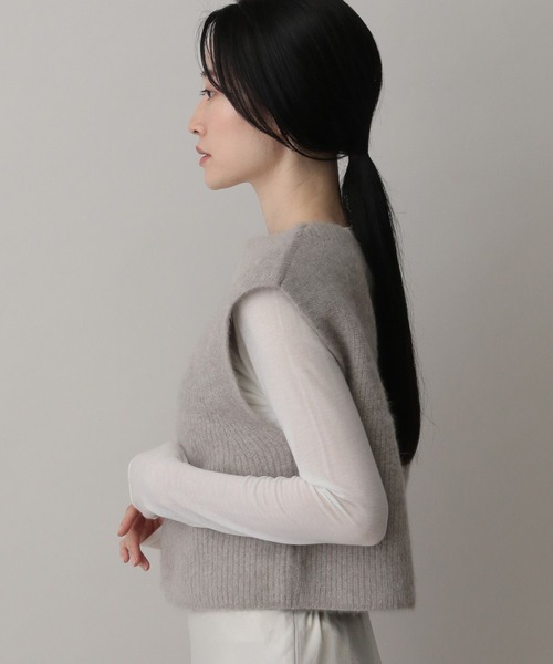 A part by（アパートバイ）の「フォックスカシミヤウールラメベスト（ベスト・レディース・ライトベージュ/グレー・FREE）」の15枚目の写真
