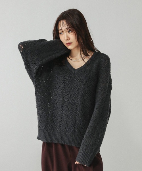 GLOBAL WORK（グローバルワーク）の「モヘヤタッチ透かし編みVネックプルオーバー/599493（ニット/セーター・レディース・ライトグリーン/スカイブルー/チャコールグレー・LARGE/MEDIUM）」の7枚目の写真