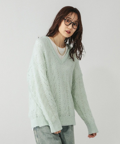 GLOBAL WORK（グローバルワーク）の「モヘヤタッチ透かし編みVネックプルオーバー/599493（ニット/セーター・レディース・ライトグリーン/スカイブルー/チャコールグレー・LARGE/MEDIUM）」の12枚目の写真