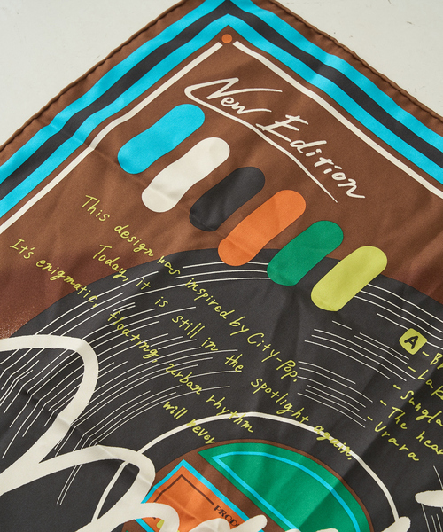 manipuri（マニプリ）の「【manipuri/マニプリ】レコード柄シルクスカーフ 65×65（バンダナ/スカーフ・レディース・レッド/ブラウン・フリー）」の10枚目の写真