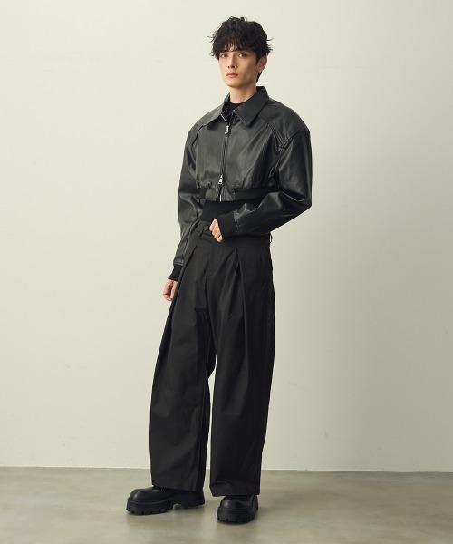 Shoowtime(ショウタイム)の「Tuck wide straight slacks / タックワイドストレートスラックス(スラックス・メンズ・グレー/ブラック・X-LARGE/LARGE/MEDIUM)」の9枚目の写真