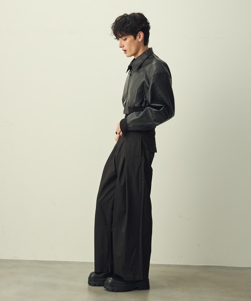 Shoowtime(ショウタイム)の「Tuck wide straight slacks / タックワイドストレートスラックス(スラックス・メンズ・グレー/ブラック・X-LARGE/LARGE/MEDIUM)」の7枚目の写真