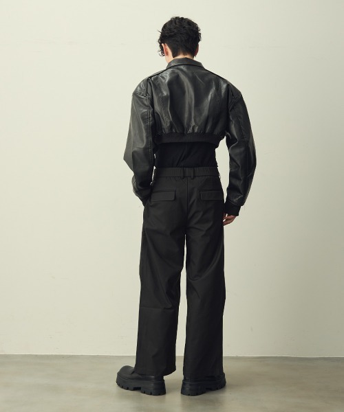 Shoowtime(ショウタイム)の「Tuck wide straight slacks / タックワイドストレートスラックス(スラックス・メンズ・グレー/ブラック・X-LARGE/LARGE/MEDIUM)」の12枚目の写真