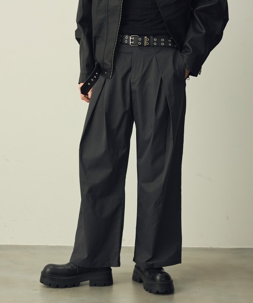 Shoowtime(ショウタイム)の「Tuck wide straight slacks / タックワイドストレートスラックス(スラックス・メンズ・グレー/ブラック・X-LARGE/LARGE/MEDIUM)」の16枚目の写真