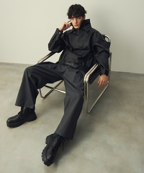 Shoowtime(ショウタイム)の「Tuck wide straight slacks / タックワイドストレートスラックス(スラックス・メンズ・グレー/ブラック・X-LARGE/LARGE/MEDIUM)」の22枚目の写真