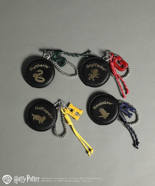 Green Parks(グリーンパークス)の「ハリー・ポッター/ポーチチャーム(ポーチ・レディース・ネイビー/イエロー/グリーン/レッド・FREE)」の6枚目の写真