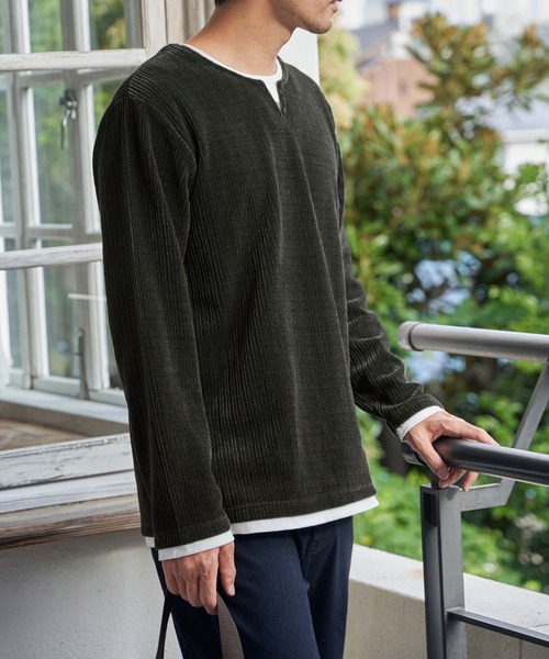 ikka(イッカ)の「カットコールキーネックフェイクプルオーバー(Tシャツ/カットソー・メンズ・ベージュ/ネイビー/カーキ/チャコール・M/L/XL/S)」の3枚目の写真
