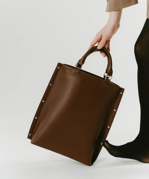 Knuth Marf（クヌースマーフ）の「side studs leather bag（ハンドバッグ・レディース・ブラック/ブラウン・FREE）」の9枚目の写真