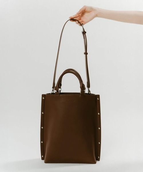 Knuth Marf（クヌースマーフ）の「side studs leather bag（ハンドバッグ・レディース・ブラック/ブラウン・FREE）」の8枚目の写真