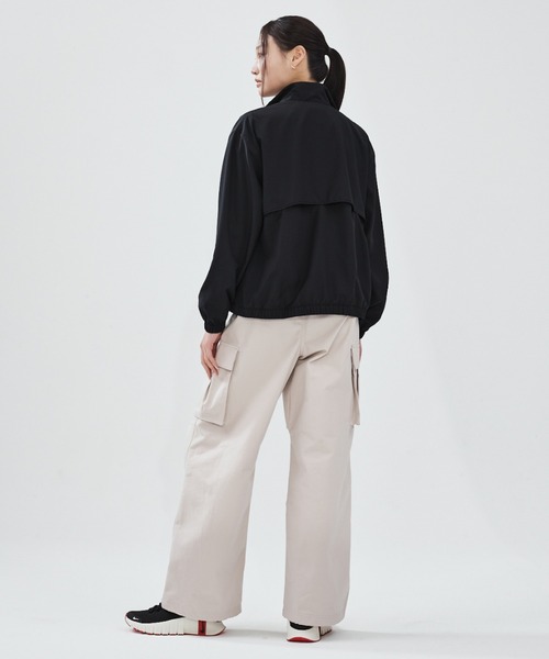 NIKE(ナイキ)の「ナイキ スポーツウェア ウィメンズ ミッドライズ オーバーサイズド ウーブン カーゴ パンツ / Nike Sportswear Women's Mid-Rise Oversized Woven Cargo Pants HV1967-667 Silt Red(カーゴパンツ・レディース・ピンク系その他2・S/XL/L/XS/M)」の2枚目の写真