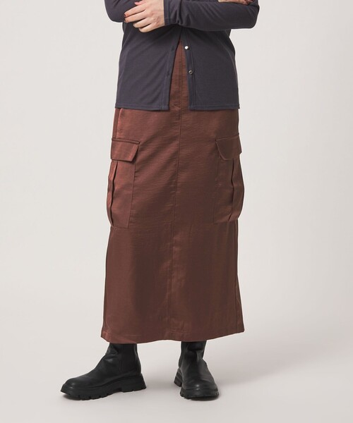 A DAY IN THE LIFE UNITED ARROWS(アデイインザライフユナイテッドアローズ)の「サテン カーゴスカート ‐ウォッシャブル‐<A DAY IN THE LIFE>(スカート・レディース・ブラウン系/ブラック/オリーブ・FREE)」の3枚目の写真