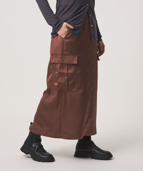 A DAY IN THE LIFE UNITED ARROWS(アデイインザライフユナイテッドアローズ)の「サテン カーゴスカート ‐ウォッシャブル‐<A DAY IN THE LIFE>(スカート・レディース・ブラウン系/ブラック/オリーブ・FREE)」の4枚目の写真