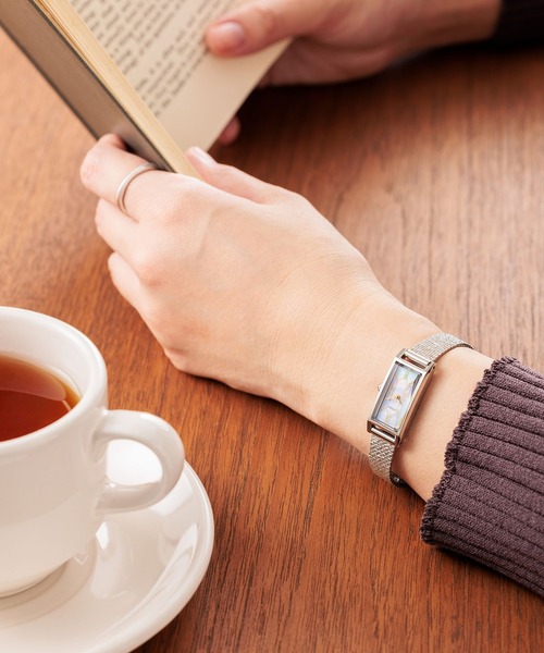 CITIZEN（シチズン）の「Kii: キー 光発電エコ・ドライブ 2way Model　限定モデル EG7040-74D/EG7043-33D（アナログ腕時計・レディース・ゴールド/シルバー・FREE）」の4枚目の写真