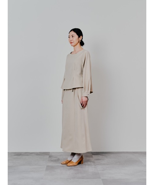 TEVALT（ヴァレット）の「ウエストタックウールライクツイルトップス（その他トップス・レディース・ライトベージュ/ブラック/グレー・38）」の22枚目の写真