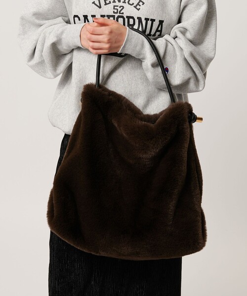 VIOLAd'ORO(ヴィオラドーロ)の「<VIOLAd’ORO>ELMO ワンショルダー バッグ(ショルダーバッグ・レディース・その他1/ダークブラウン・FREE)」の4枚目の写真